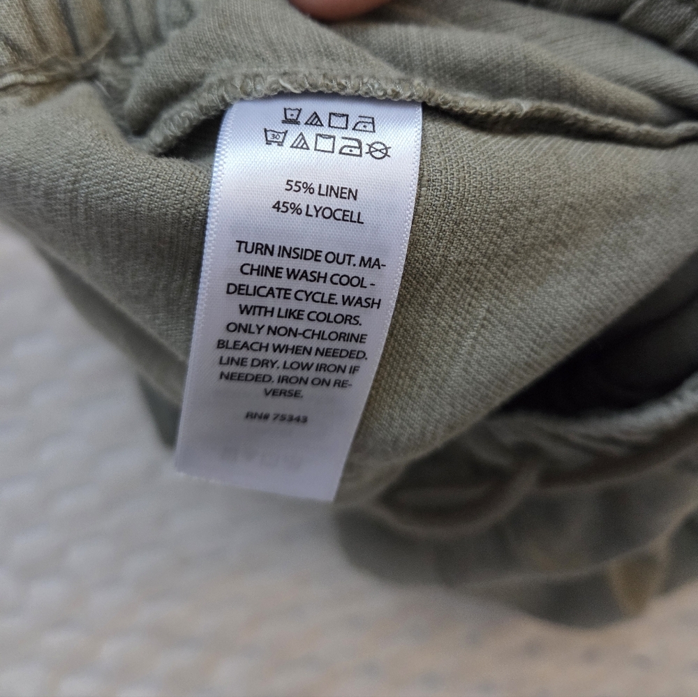 Nicole Miller Sage Green Cargo Pants - Picture 3 of 5